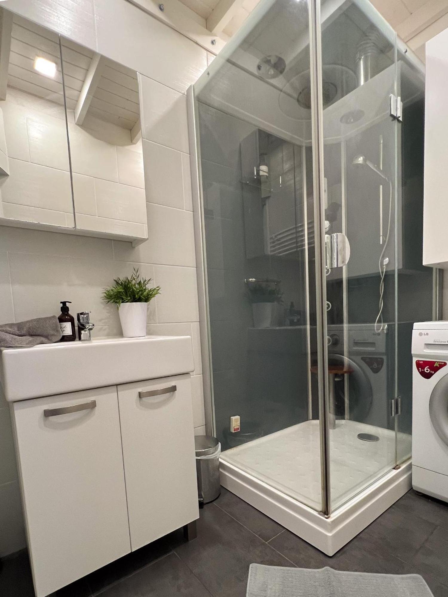 Rainbow Dream Apartment บูดาเปสต์ ภายนอก รูปภาพ