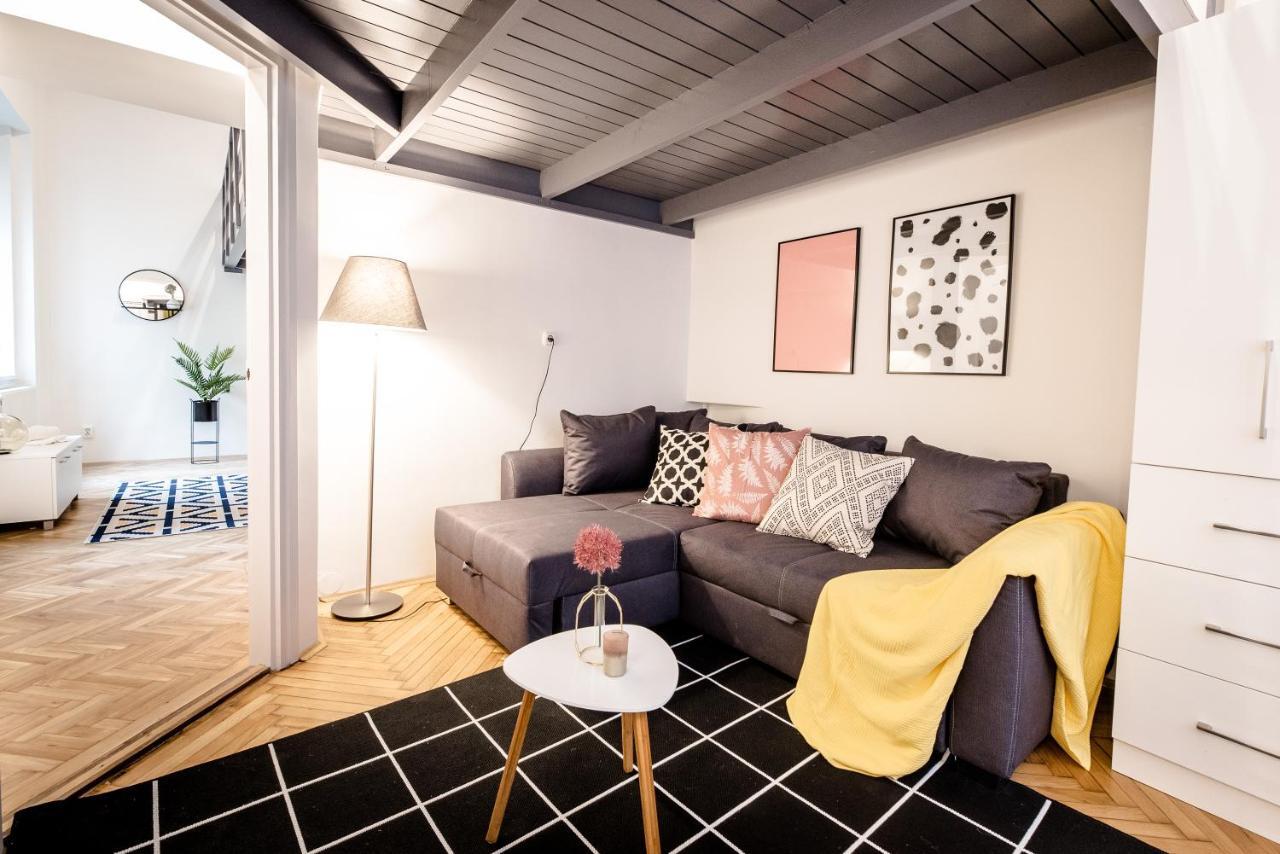 Rainbow Dream Apartment บูดาเปสต์ ภายนอก รูปภาพ