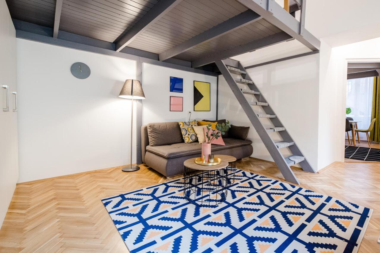 Rainbow Dream Apartment บูดาเปสต์ ภายนอก รูปภาพ