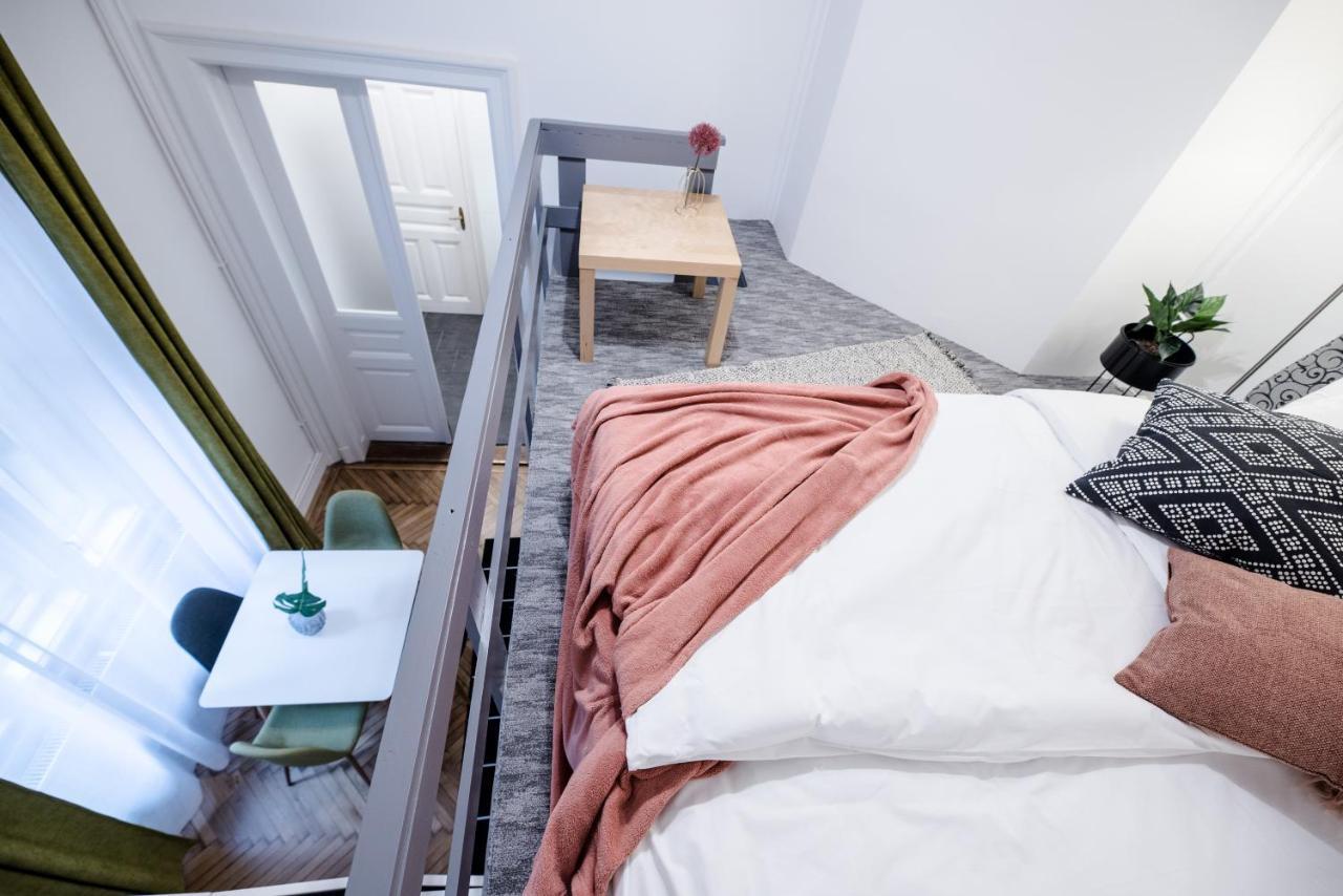 Rainbow Dream Apartment บูดาเปสต์ ภายนอก รูปภาพ