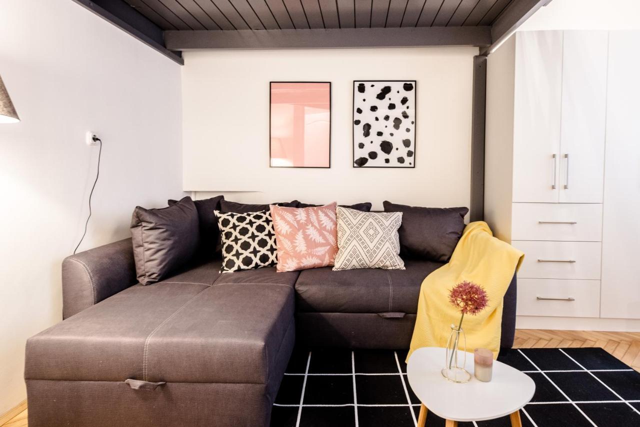 Rainbow Dream Apartment บูดาเปสต์ ภายนอก รูปภาพ